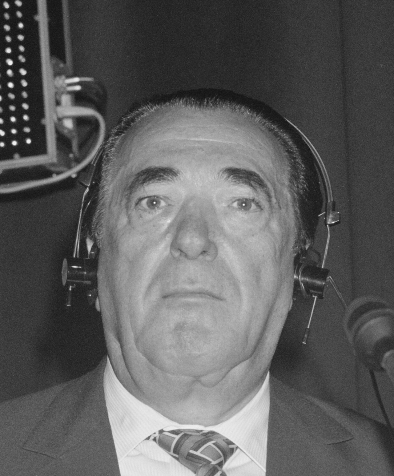 Robert Maxwell, 1989